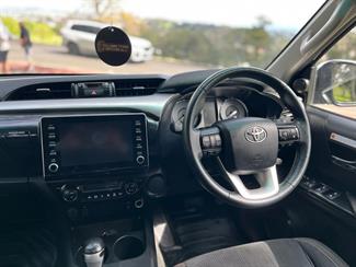 2021 Toyota Hilux - Thumbnail