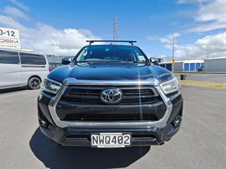 2021 Toyota Hilux - Thumbnail