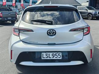2018 Toyota Corolla - Thumbnail