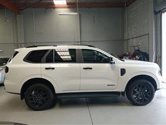 2024 Ford Everest - Thumbnail