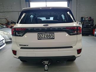 2024 Ford Everest - Thumbnail