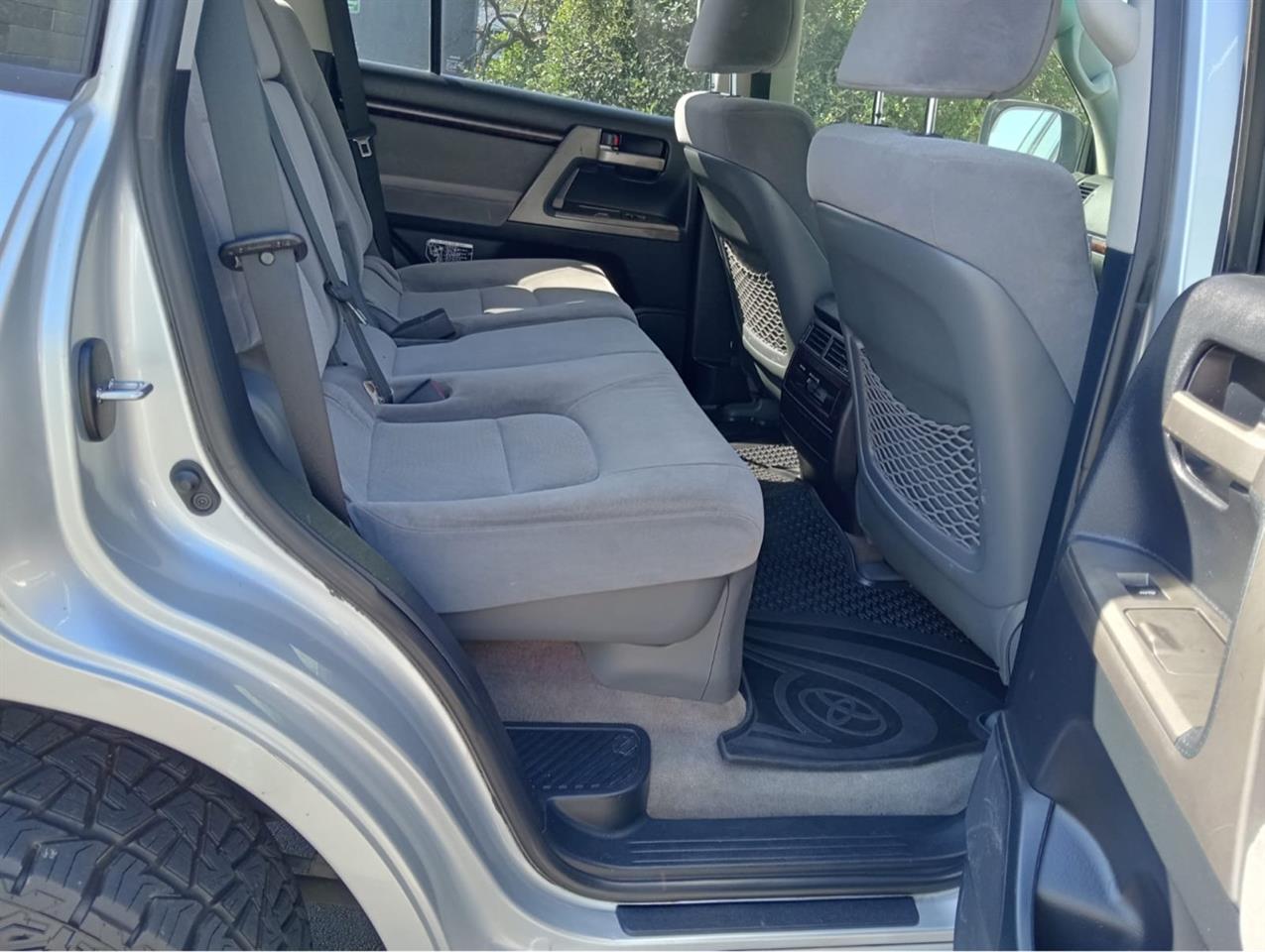 2010 Toyota Land Cruiser