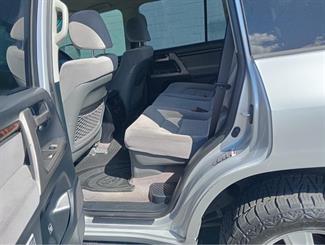 2010 Toyota Land Cruiser - Thumbnail