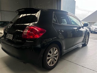 2008 Toyota Auris - Thumbnail