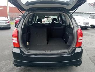2004 Toyota Wish - Thumbnail