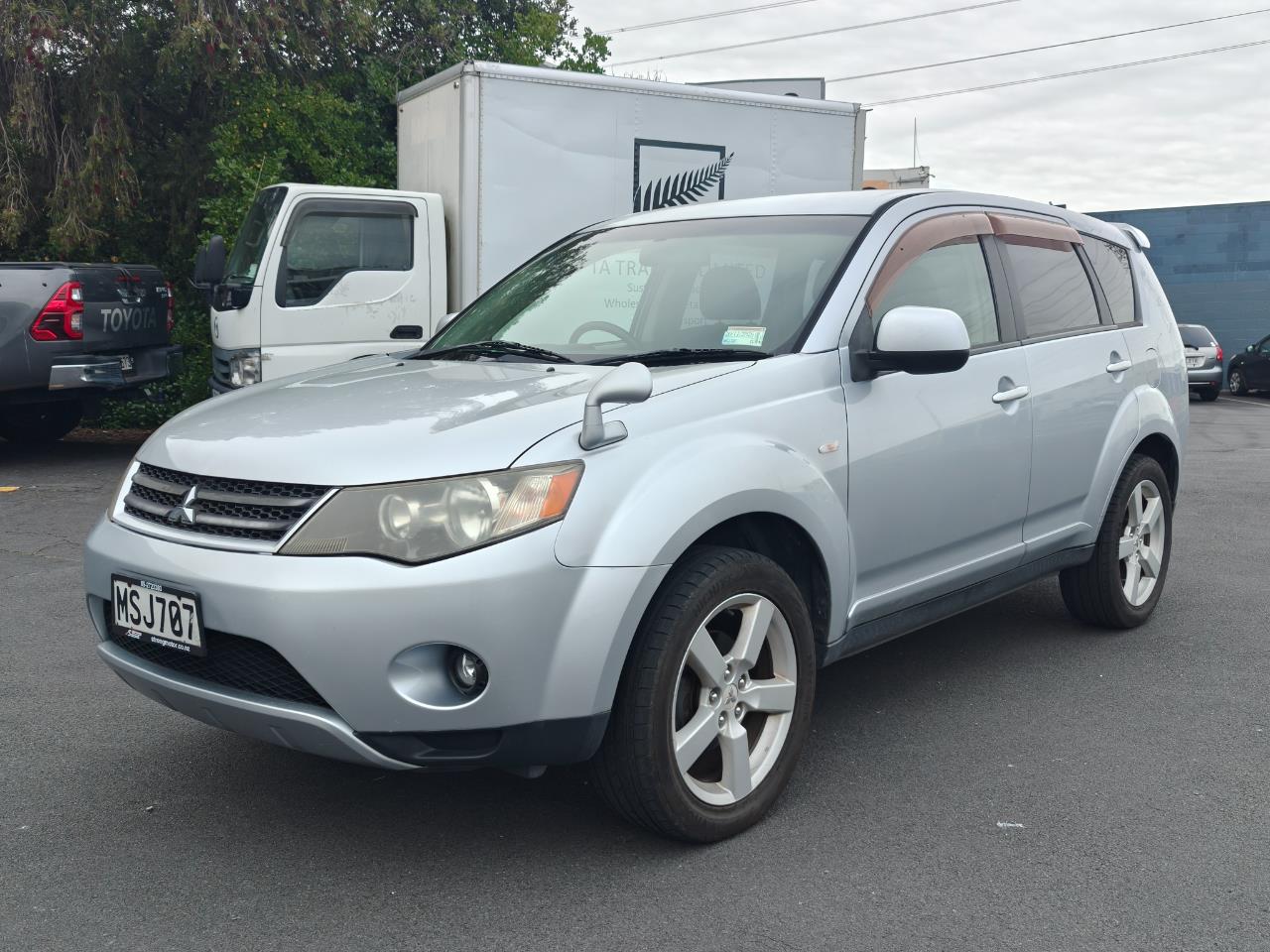 2005 Mitsubishi Outlander