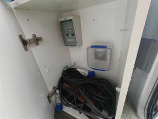 2006 Toyota Hiace - Thumbnail