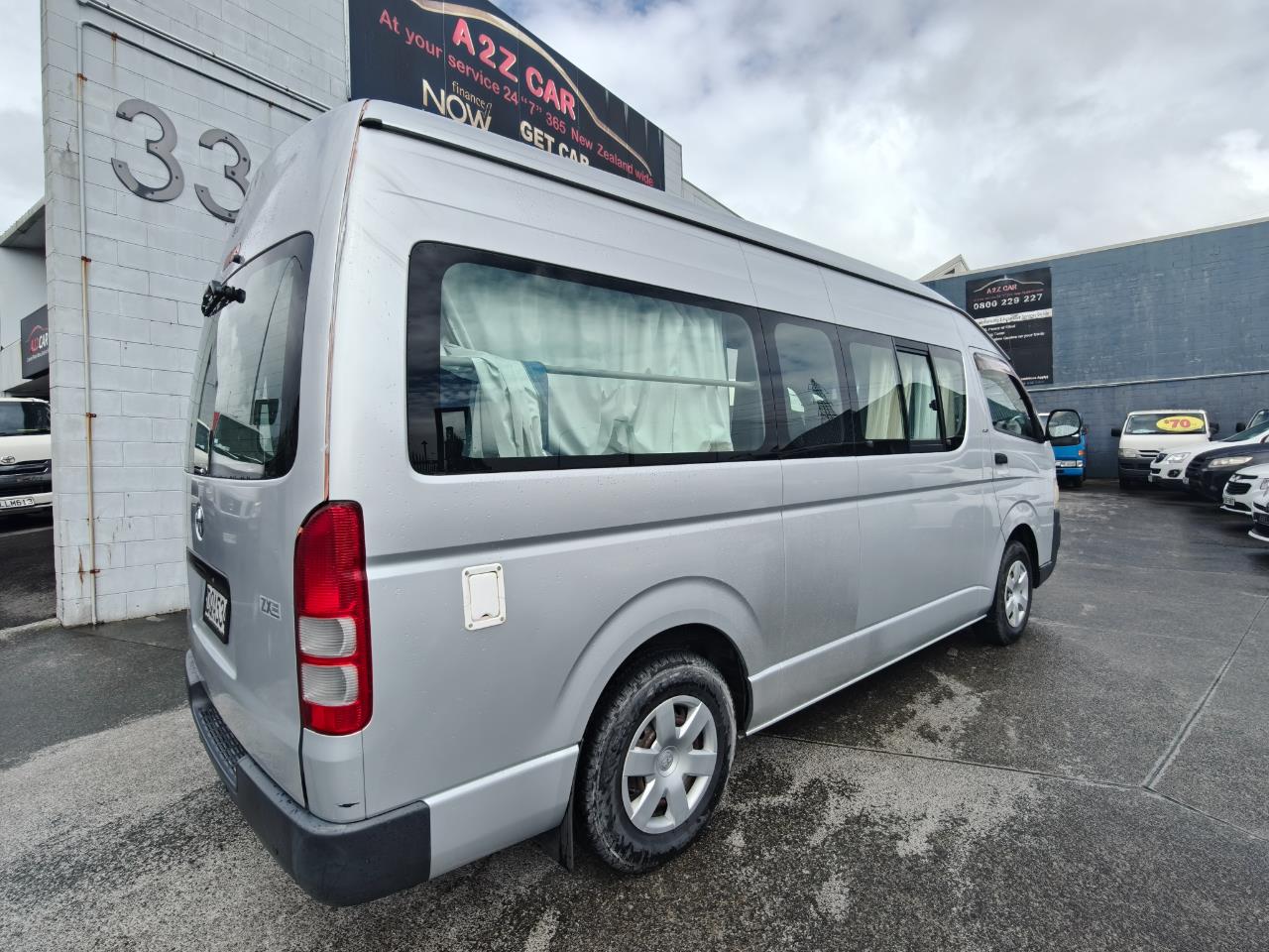 2006 Toyota Hiace