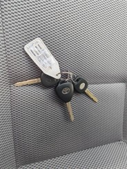 2006 Toyota Hiace - Thumbnail