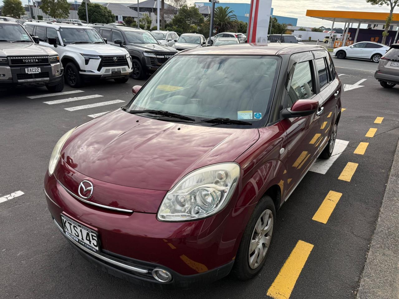 2012 Mazda Verisa