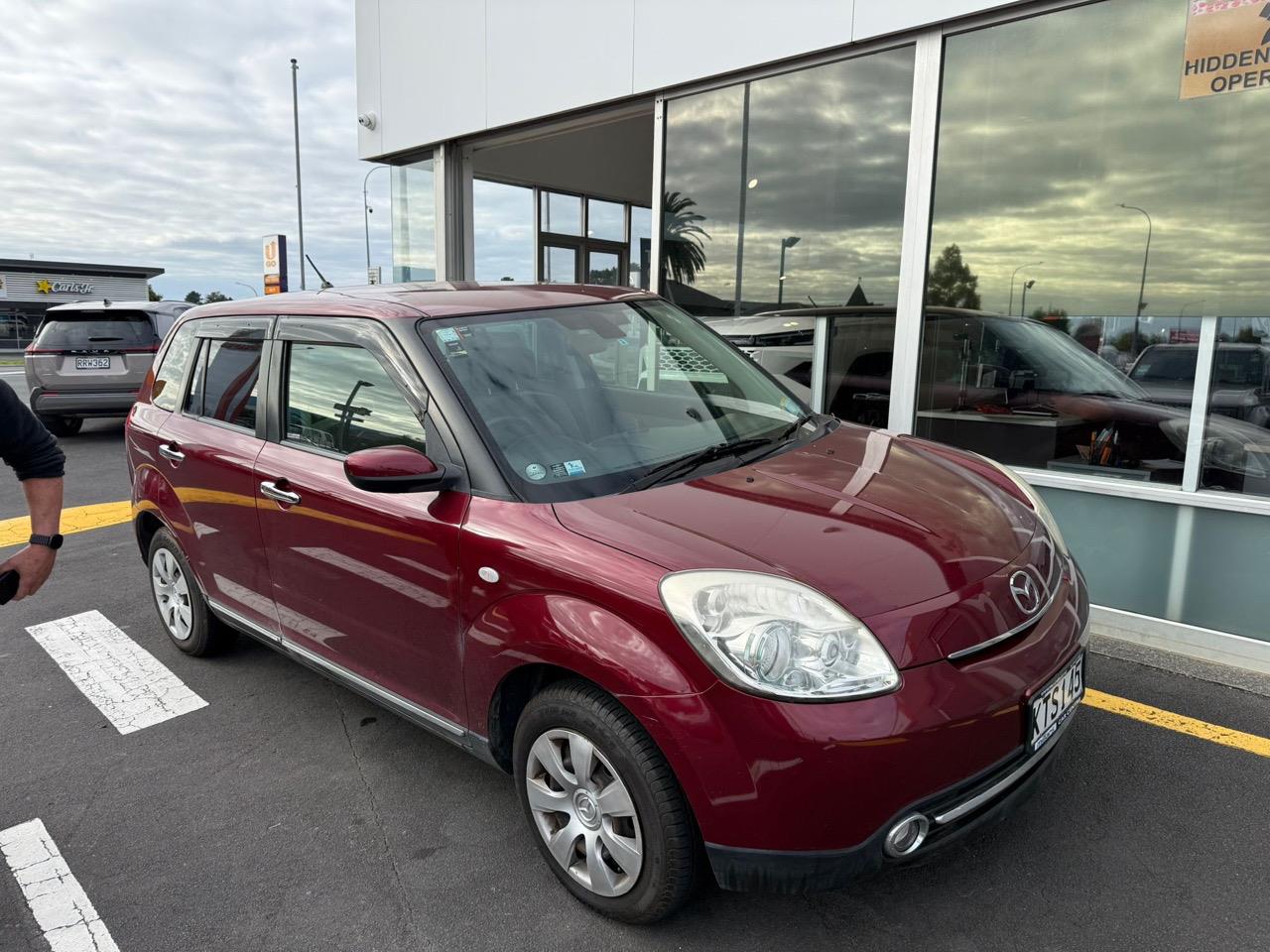 2012 Mazda Verisa