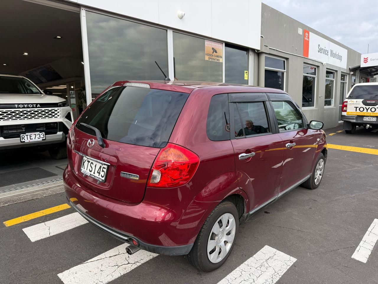 2012 Mazda Verisa