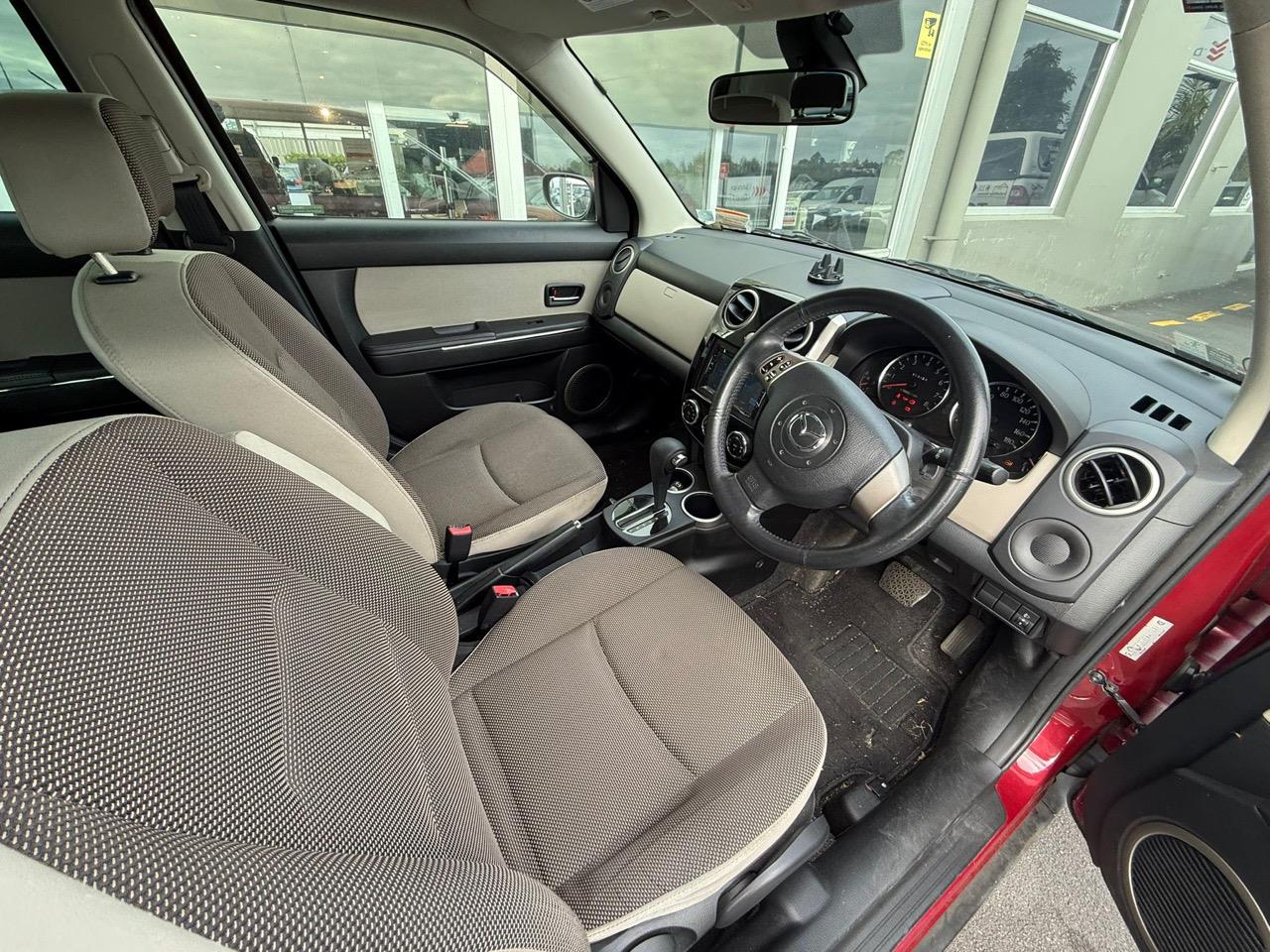 2012 Mazda Verisa