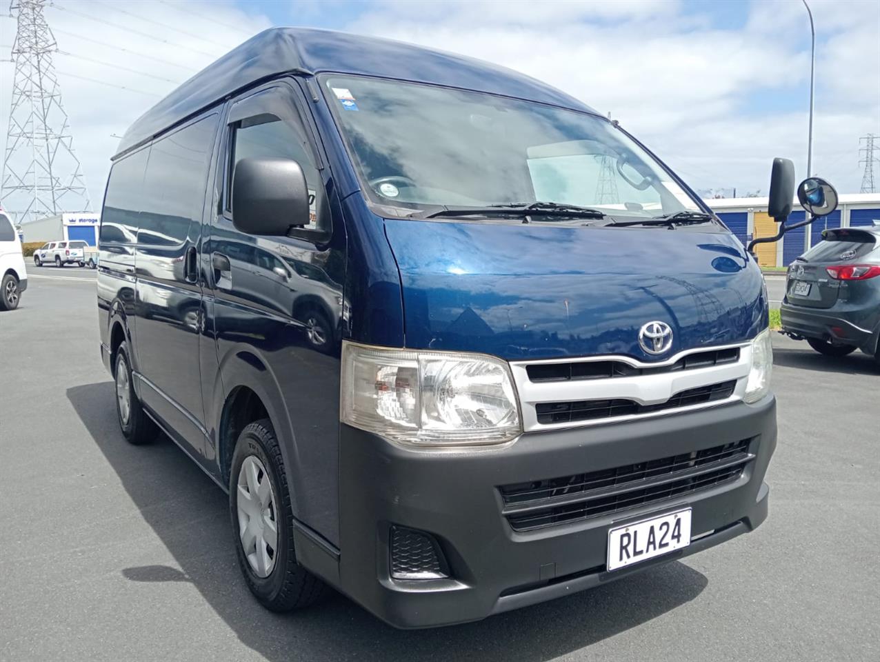 2011 Toyota Hiace