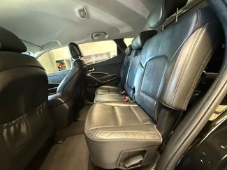 2016 Hyundai Santa Fe - Thumbnail