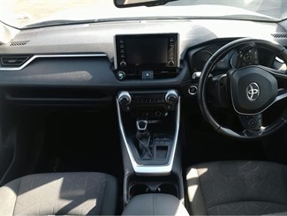 2019 Toyota RAV4 - Thumbnail