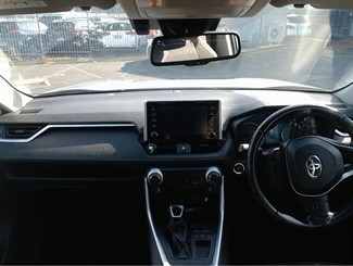 2019 Toyota RAV4 - Thumbnail