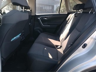 2019 Toyota RAV4 - Thumbnail