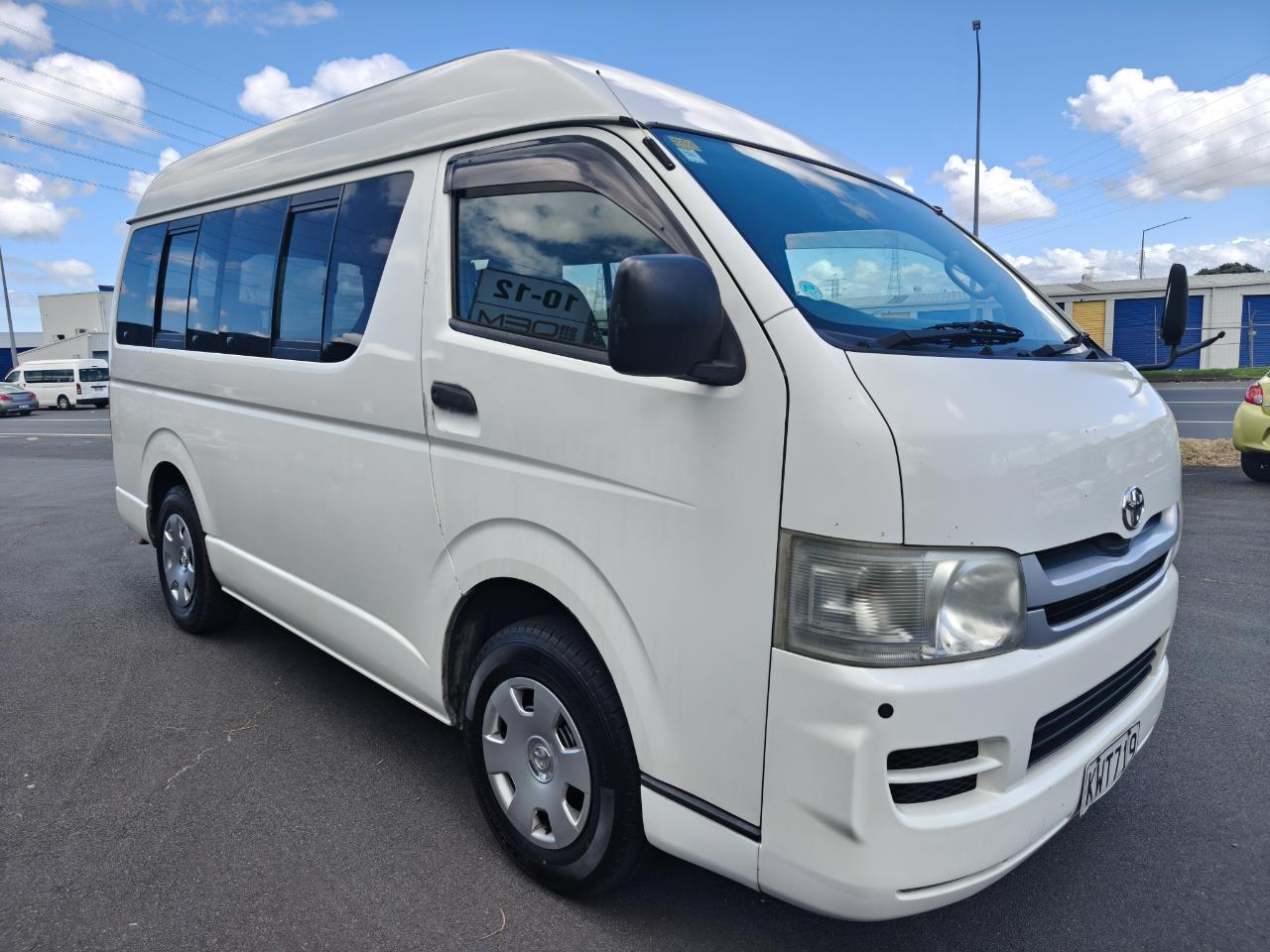 2009 Toyota Hiace
