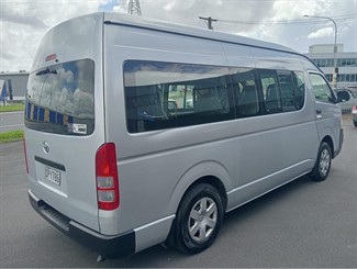 2006 Toyota Hiace - Thumbnail
