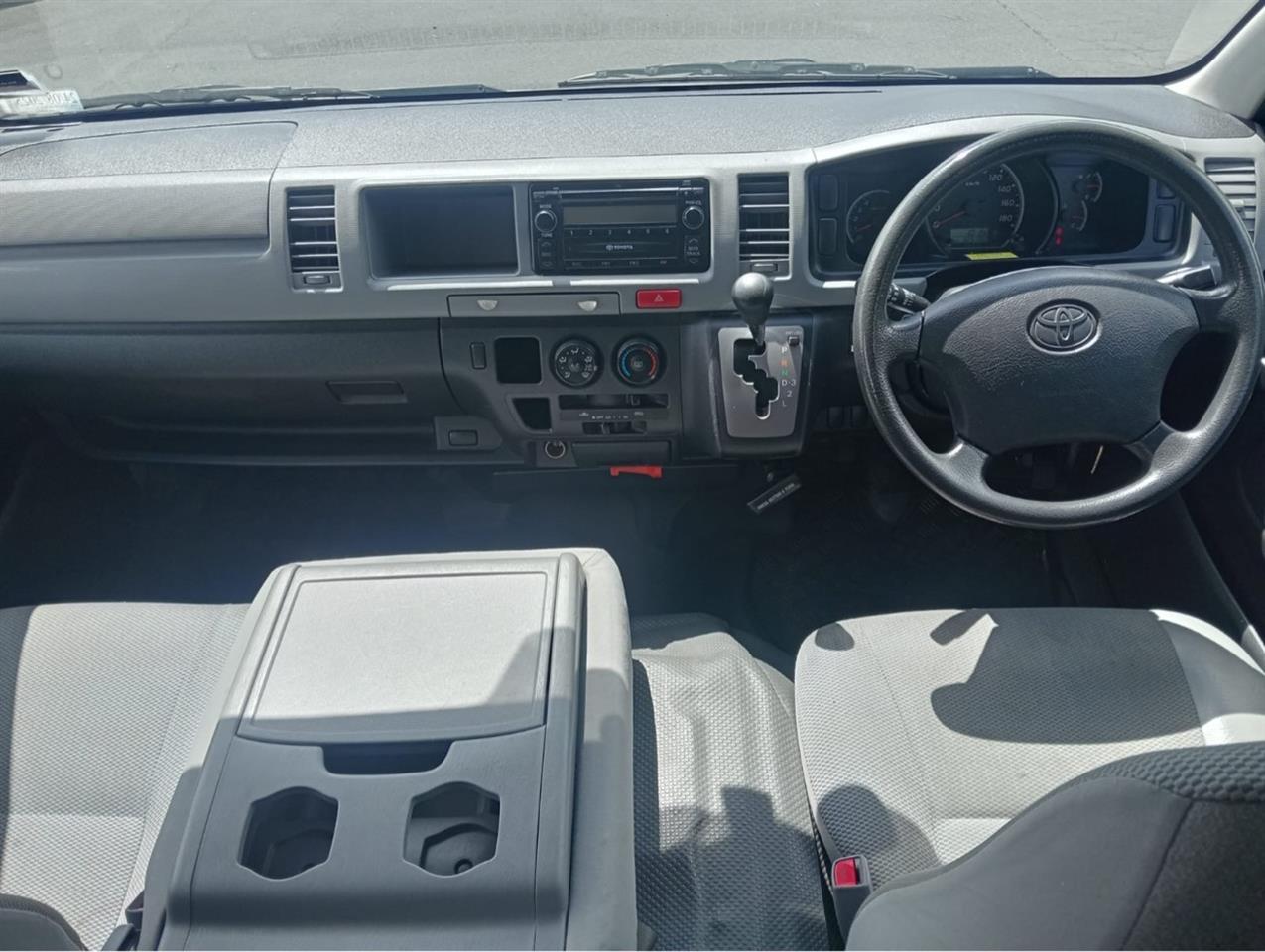 2006 Toyota Hiace