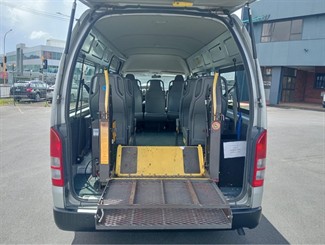 2006 Toyota Hiace - Thumbnail