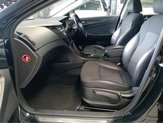 2013 Hyundai I45 - Thumbnail