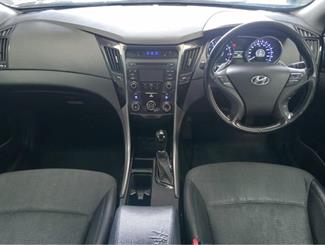 2013 Hyundai I45 - Thumbnail