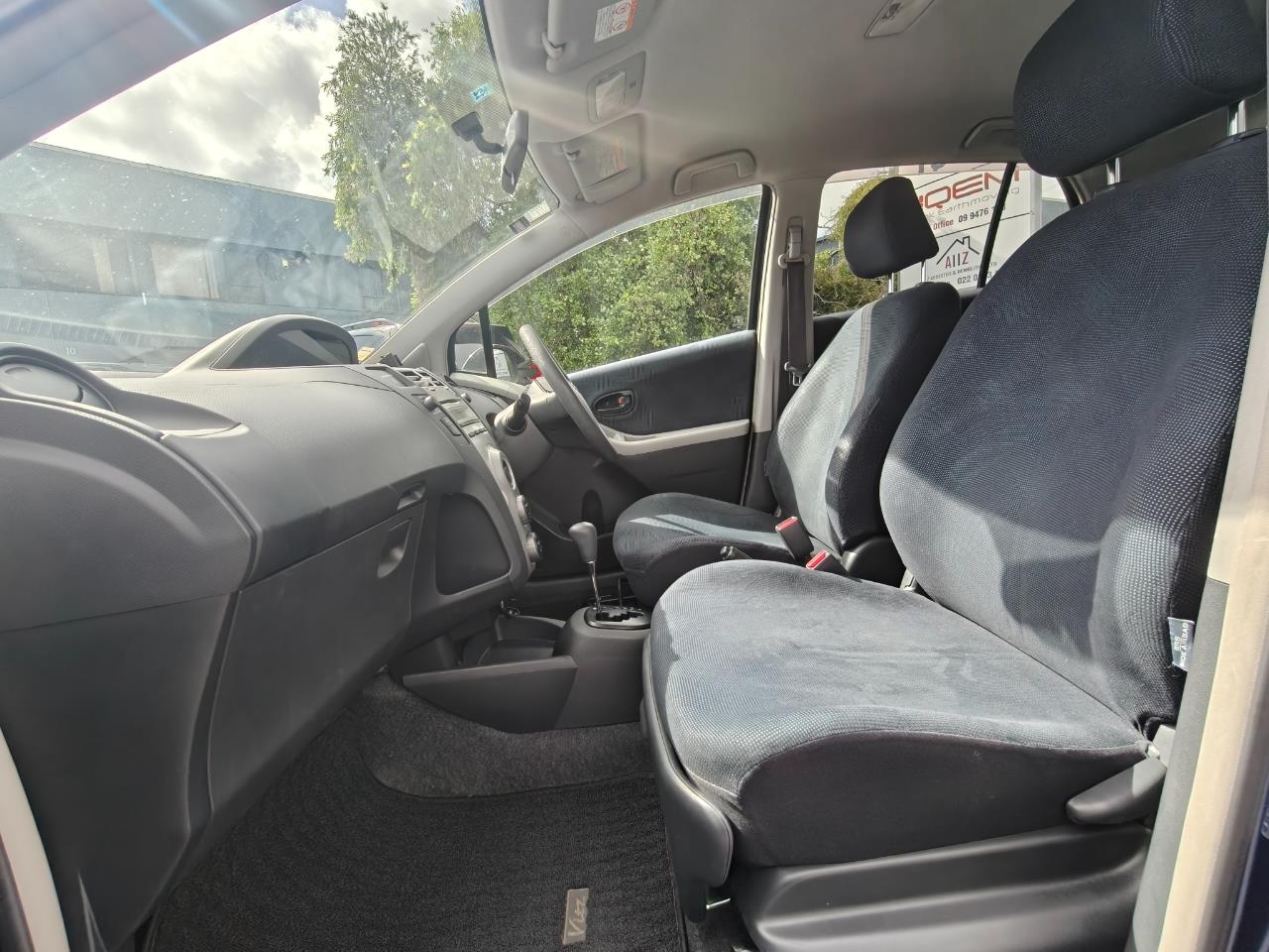2006 Toyota Vitz