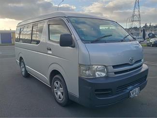2009 Toyota Hiace - Thumbnail