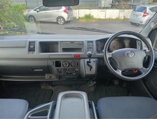 2009 Toyota Hiace - Thumbnail