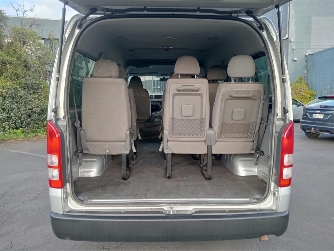2009 Toyota Hiace