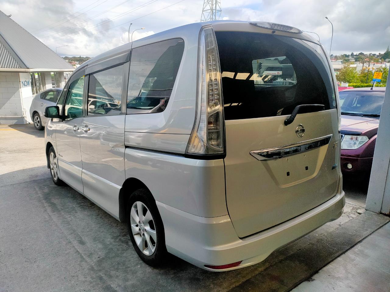 2013 Nissan Serena