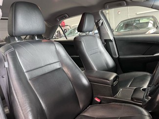 2017 Toyota Camry - Thumbnail