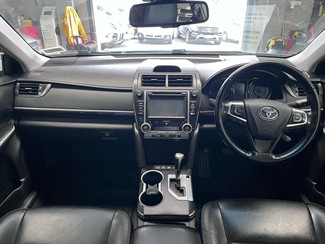 2017 Toyota Camry - Thumbnail