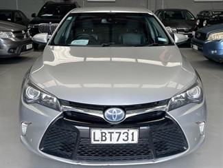 2017 Toyota Camry - Thumbnail