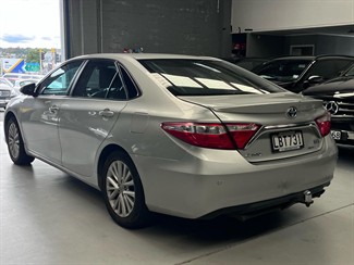2017 Toyota Camry - Thumbnail