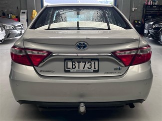 2017 Toyota Camry - Thumbnail