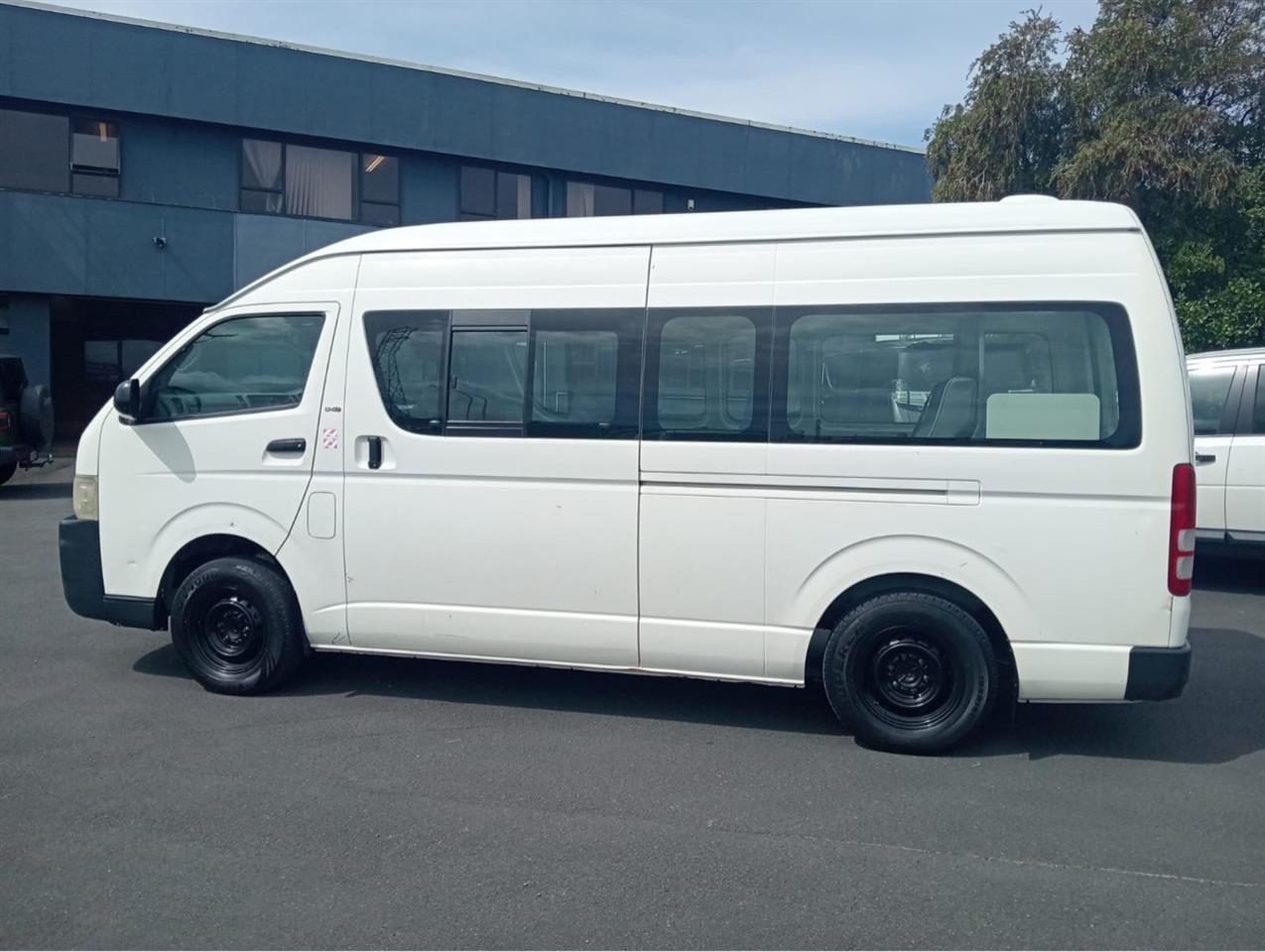 2010 Toyota Hiace