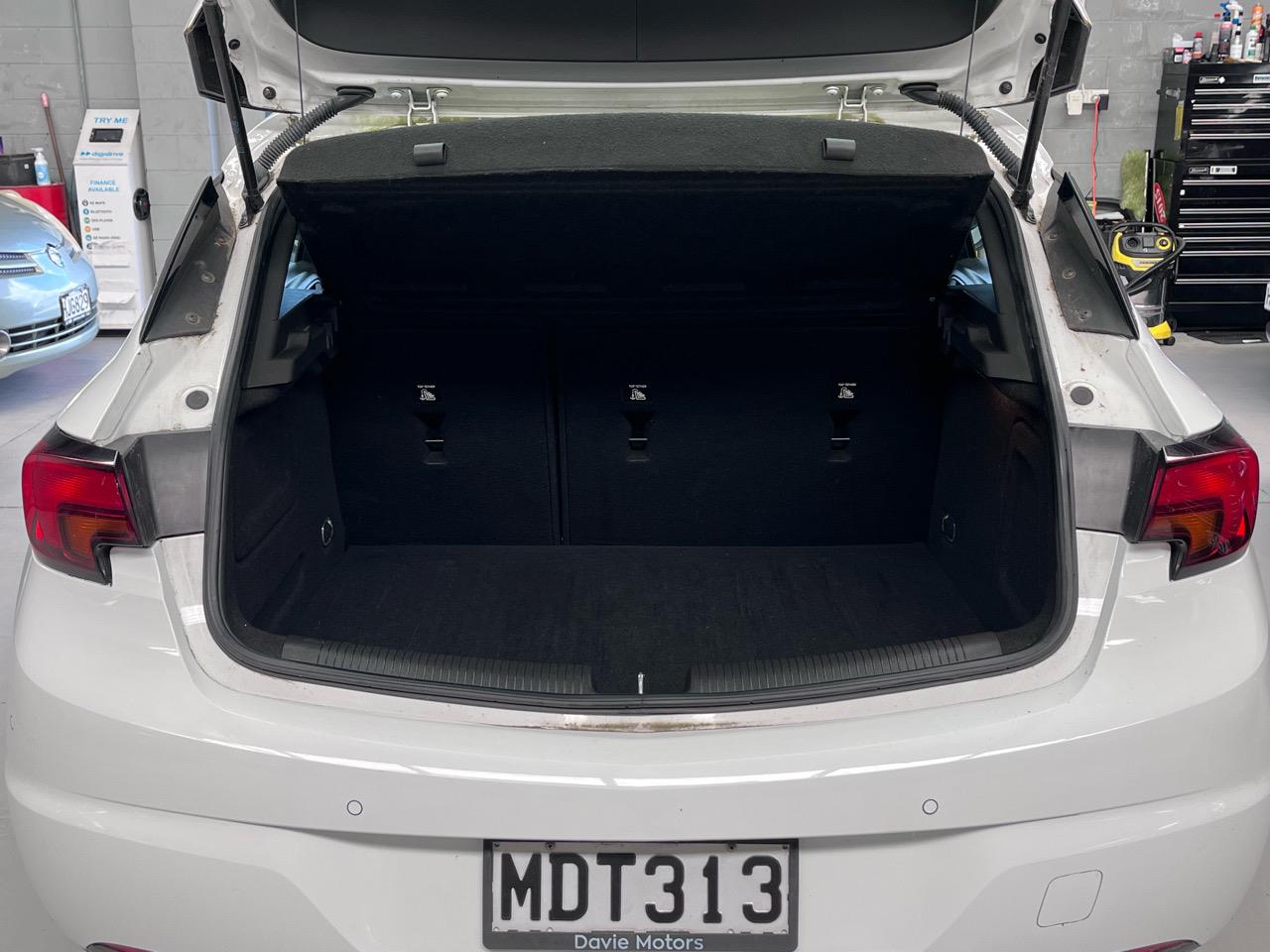 2019 Holden Astra