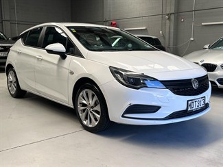 2019 Holden Astra - Thumbnail