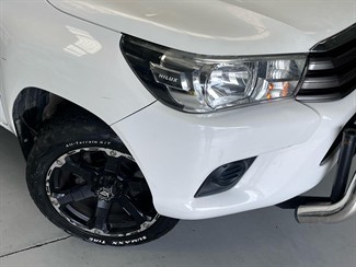 2016 Toyota Hilux - Thumbnail