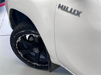 2016 Toyota Hilux - Thumbnail