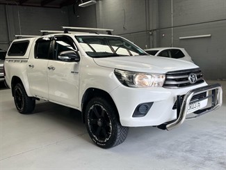 2016 Toyota Hilux - Thumbnail
