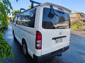 2007 Toyota Hiace - Thumbnail