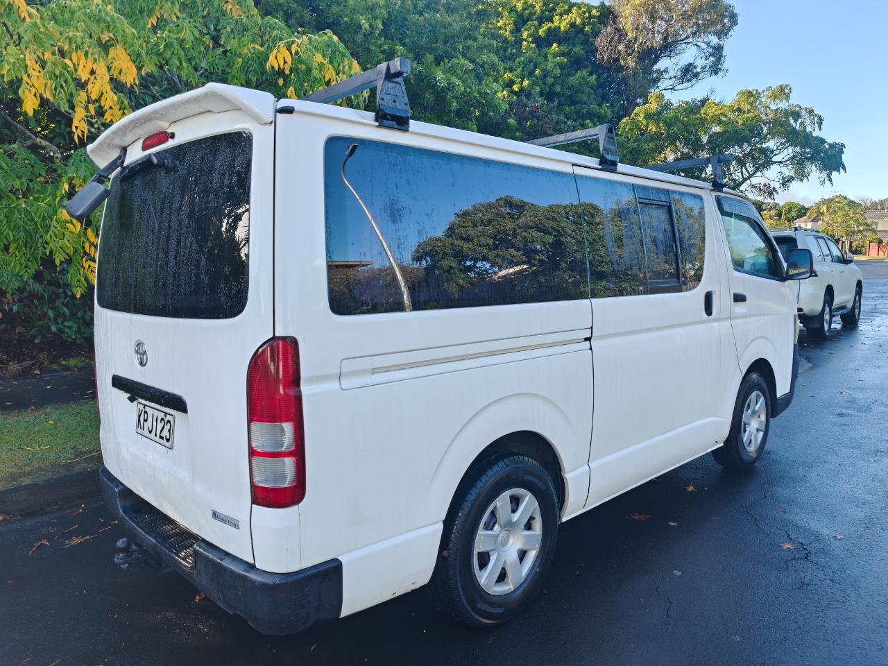2007 Toyota Hiace