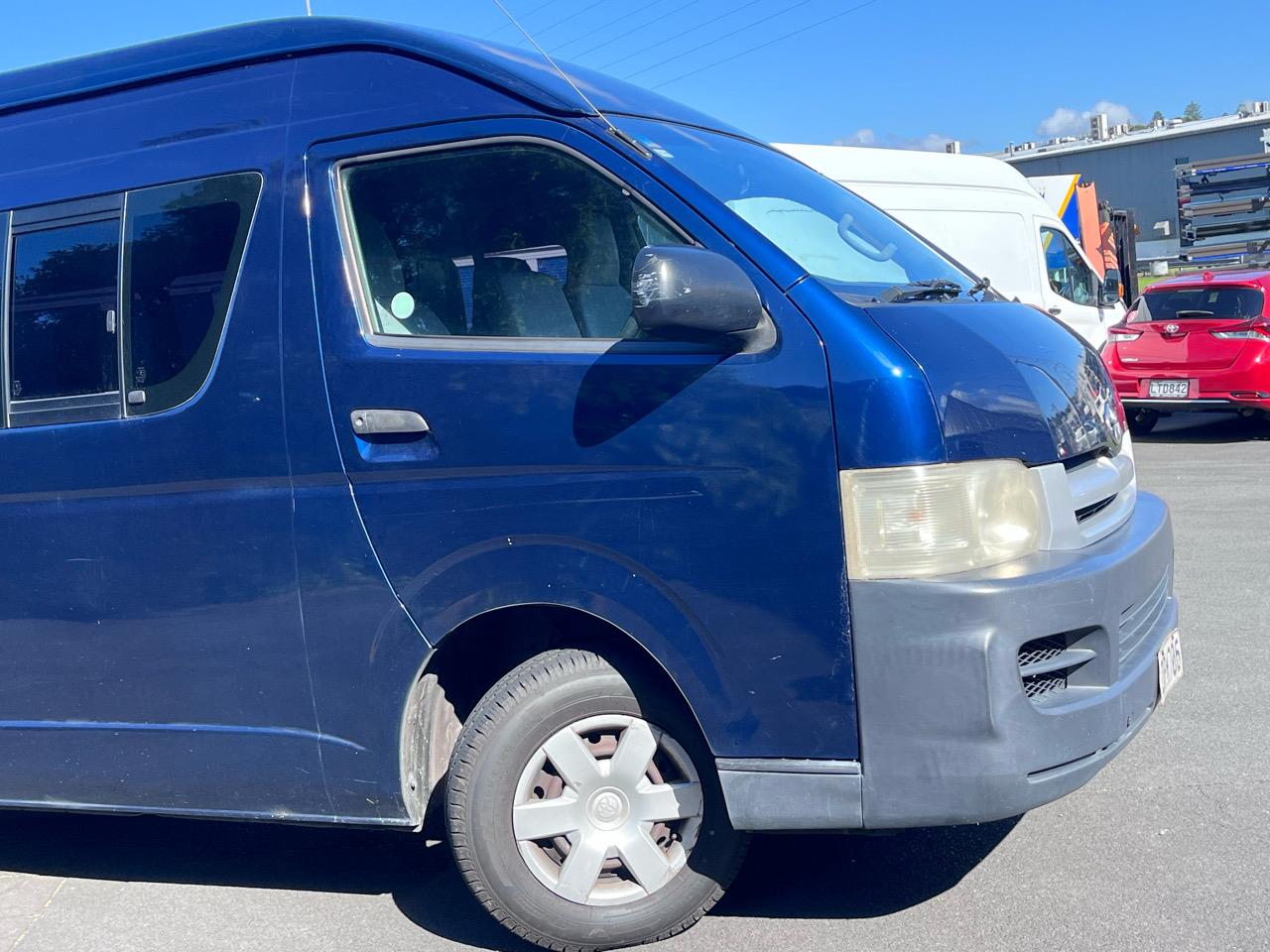 2006 Toyota Hiace