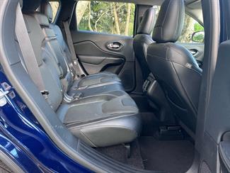 2016 Jeep Cherokee - Thumbnail
