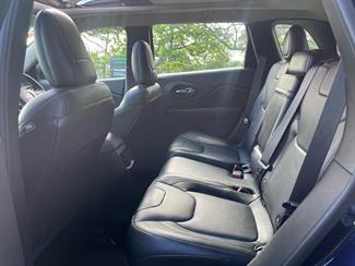 2016 Jeep Cherokee - Thumbnail