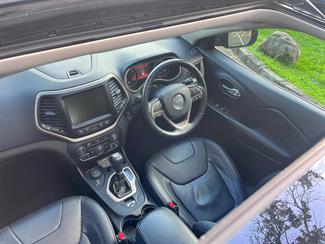 2016 Jeep Cherokee - Thumbnail